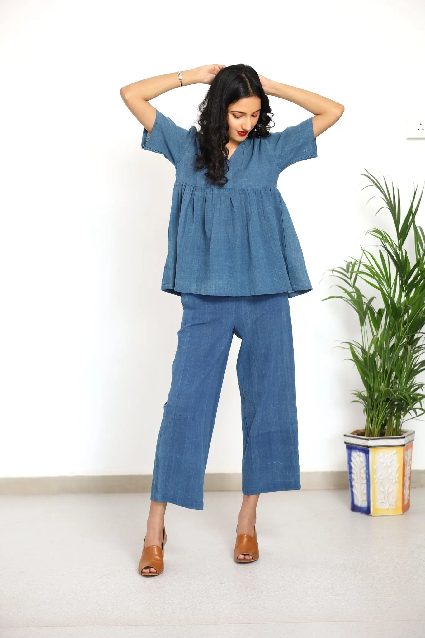Aadya Moda Women's Kala Cotton Indigo Elegance Ensemble Top and Pant Set