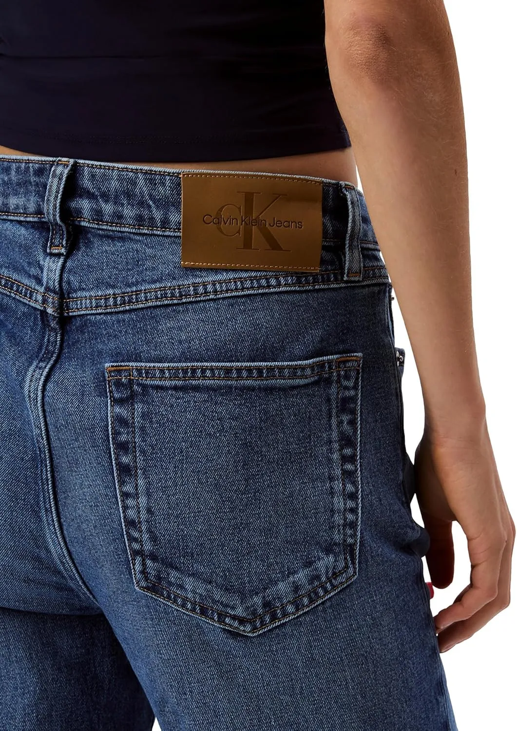 Calvin Klein Women's 90s Straight Jeans