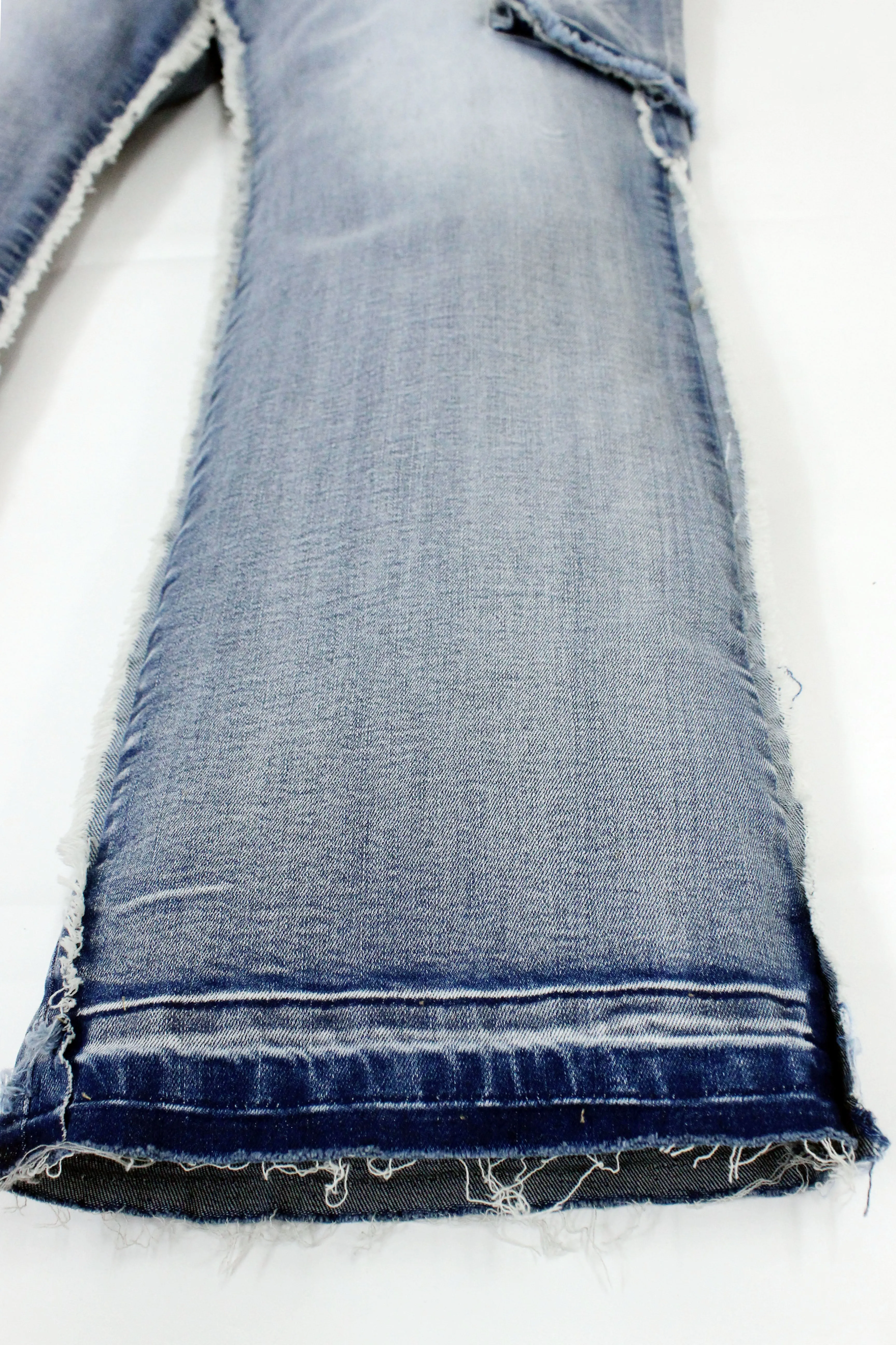 Loose Fit Raw Edge Cargo Jeans