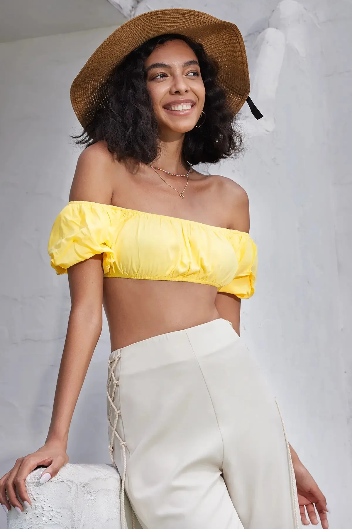 Off the Shoulder Puff Sleeve Crop Top