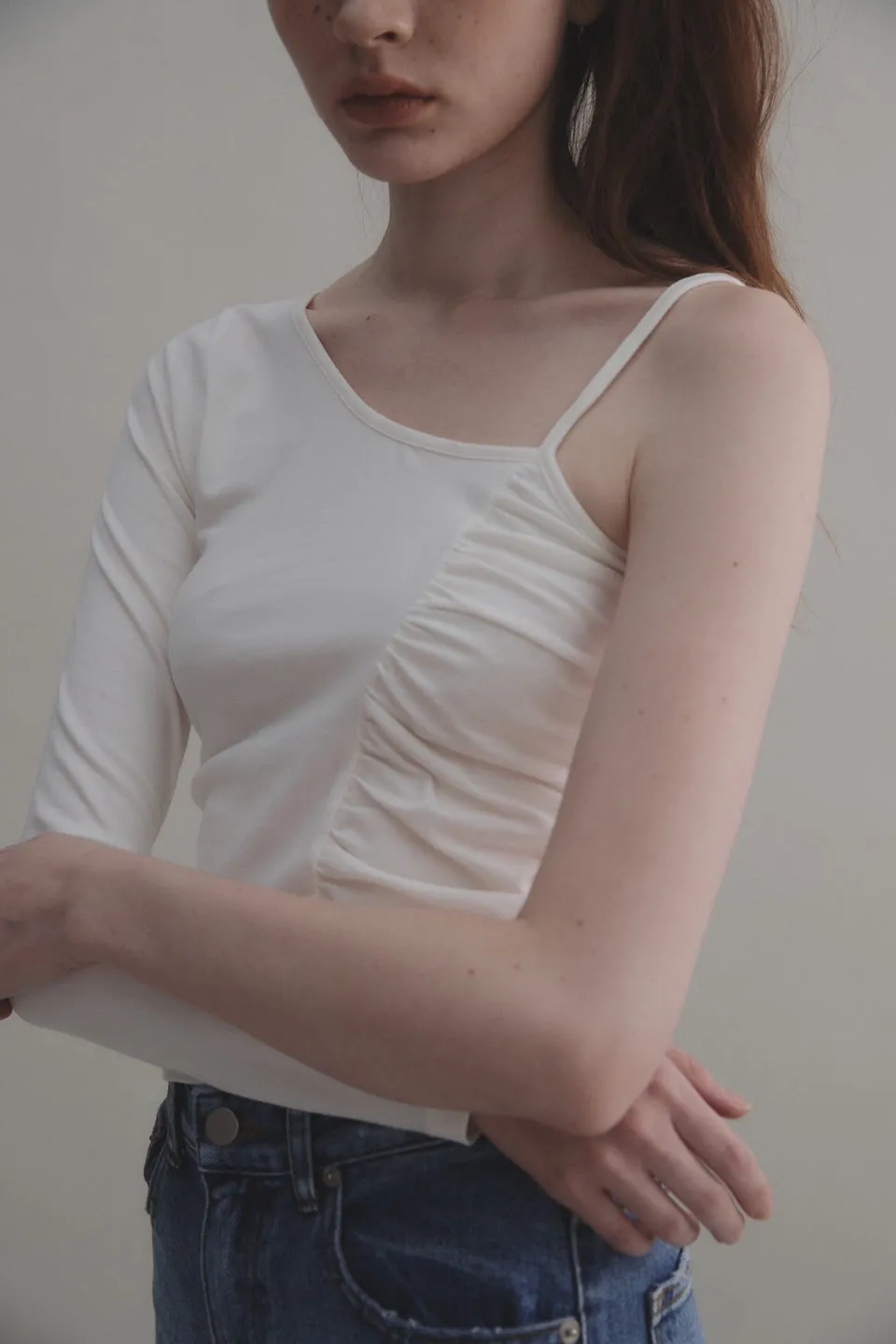 One shoulder top