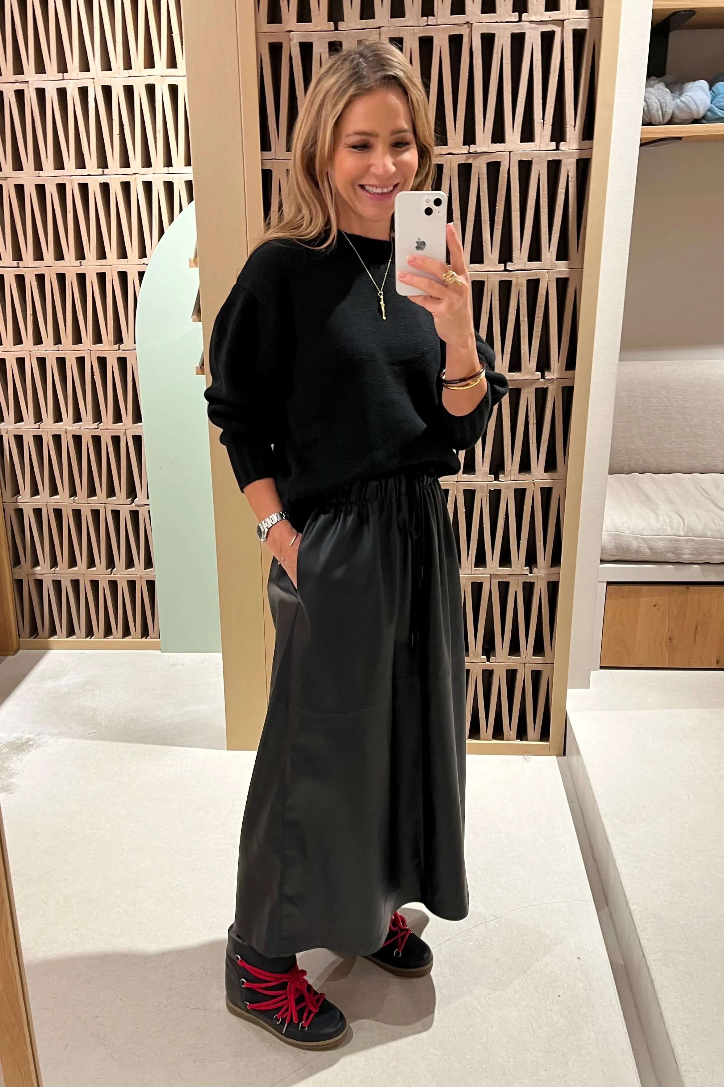 VEGAN LEATHER DRAWSTRING SKIRT