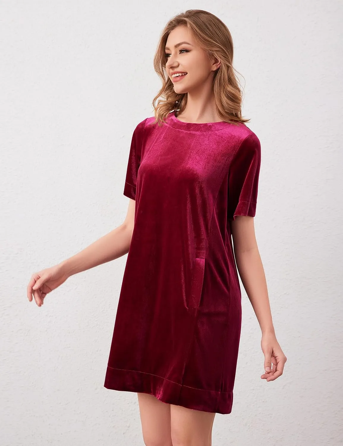 Women Velvet Short Sleeve Dress Casual Loose Mini Dress Plain Tunic T Shirt Dress Comfy Short Shift Dress with Pocket